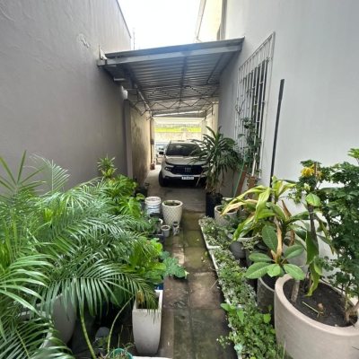 Casa Residencial/Comercial com 400m², 4 garagens, no bairro Centro em Florianópolis