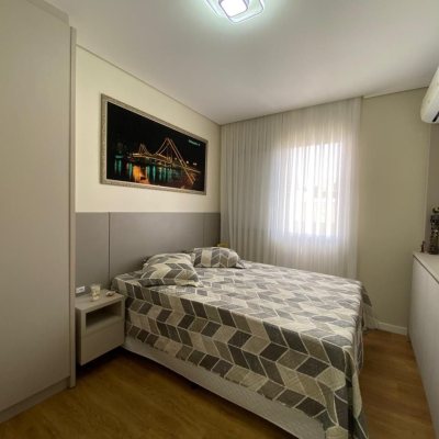 Apartamentos com 66m², 3 quartos, 1 garagem, no bairro Trindade em Florianópolis