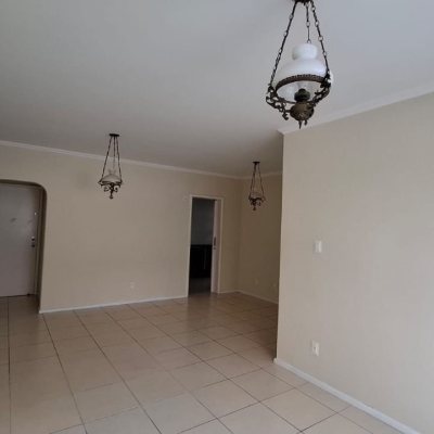 Apartamentos com 99m², 3 quartos, 1 garagem, no bairro Centro em Florianópolis