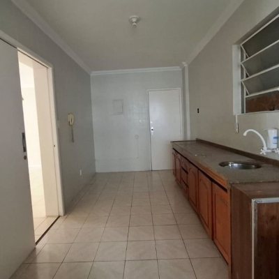 Apartamentos com 99m², 3 quartos, 1 garagem, no bairro Centro em Florianópolis