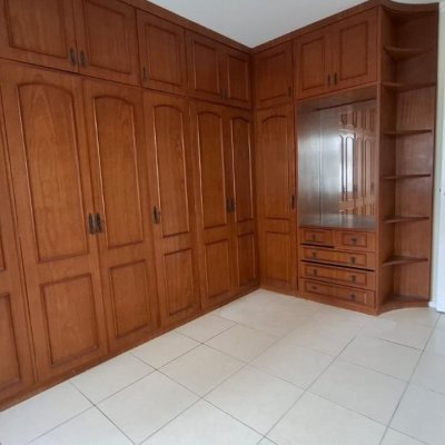 Apartamentos com 99m², 3 quartos, 1 garagem, no bairro Centro em Florianópolis