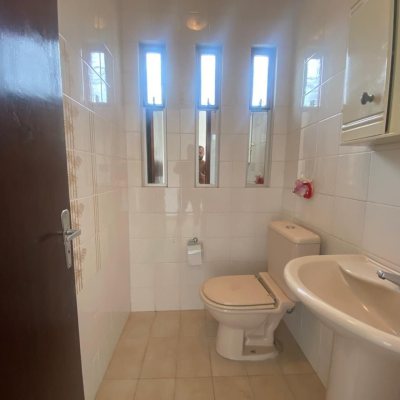 Casa Residencial com 192m², 3 quartos (sendo 1 suíte), 3 garagens, no bairro Jardim Atlântico em Florianópolis