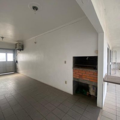 Casa Residencial com 192m², 3 quartos (sendo 1 suíte), 3 garagens, no bairro Jardim Atlântico em Florianópolis