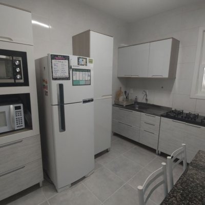 Apartamentos com 76m², 2 quartos, no bairro Centro em Florianópolis