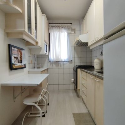 Apartamentos com 56m², 1 quarto, 1 garagem, no bairro Agronômica em Florianópolis