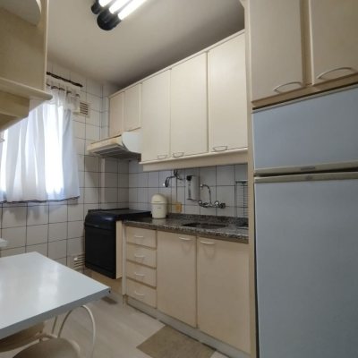 Apartamentos com 56m², 1 quarto, 1 garagem, no bairro Agronômica em Florianópolis
