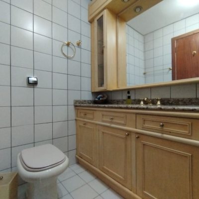 Apartamentos com 56m², 1 quarto, 1 garagem, no bairro Agronômica em Florianópolis