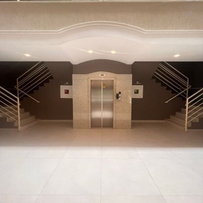 Apartamentos com 128m², 3 quartos (sendo 1 suíte), 2 garagens, no bairro Lagoa da Conceição em Florianópolis