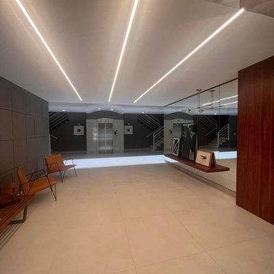 Apartamentos com 128m², 3 quartos (sendo 1 suíte), 2 garagens, no bairro Lagoa da Conceição em Florianópolis