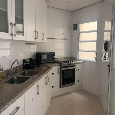 Apartamentos com 128m², 3 quartos (sendo 1 suíte), 2 garagens, no bairro Lagoa da Conceição em Florianópolis
