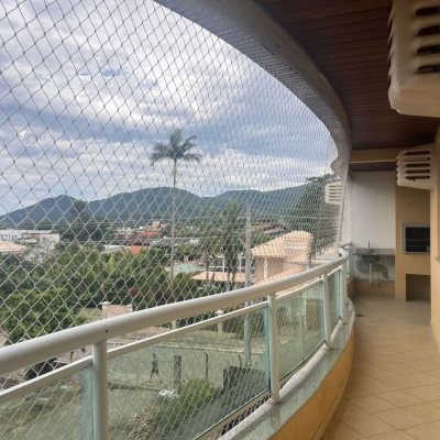 Apartamentos com 128m², 3 quartos (sendo 1 suíte), 2 garagens, no bairro Lagoa da Conceição em Florianópolis