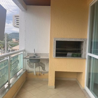 Apartamentos com 128m², 3 quartos (sendo 1 suíte), 2 garagens, no bairro Lagoa da Conceição em Florianópolis