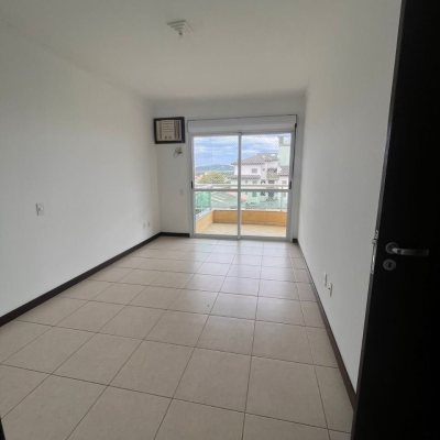 Apartamentos com 128m², 3 quartos (sendo 1 suíte), 2 garagens, no bairro Lagoa da Conceição em Florianópolis