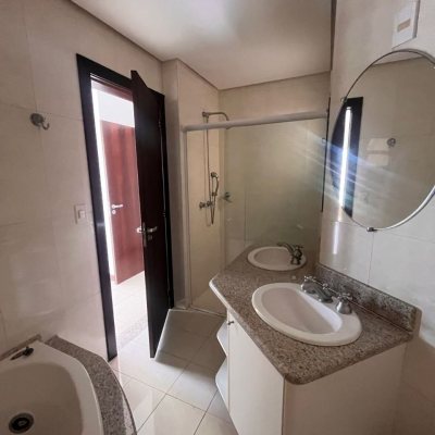 Apartamentos com 128m², 3 quartos (sendo 1 suíte), 2 garagens, no bairro Lagoa da Conceição em Florianópolis