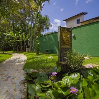 Casa Residencial com 313m², 3 quartos (sendo 2 suítes), 4 garagens, no bairro Rio Tavares em Florianópolis