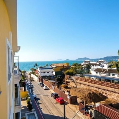 Cobertura com 154m², 3 quartos, 2 garagens, no bairro Canasvieiras em Florianópolis