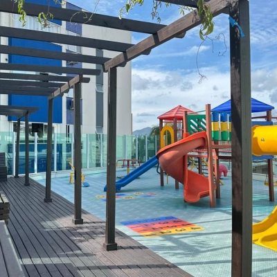 Apartamentos com 68m², 2 quartos (sendo 2 suítes), 1 garagem, no bairro Trindade em Florianópolis