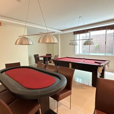 Apartamentos com 68m², 2 quartos (sendo 2 suítes), 1 garagem, no bairro Trindade em Florianópolis