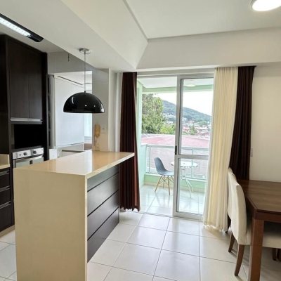 Apartamentos com 68m², 2 quartos (sendo 2 suítes), 1 garagem, no bairro Trindade em Florianópolis