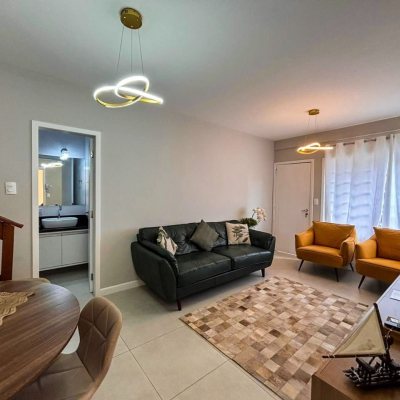 Sobrado Residencial com 100m², 3 quartos, 1 garagem, no bairro Ingleses do Rio Vermelho em Florianópolis