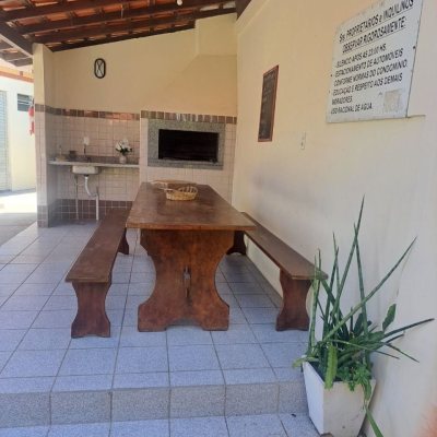 Sobrado Residencial com 100m², 3 quartos, 1 garagem, no bairro Ingleses do Rio Vermelho em Florianópolis