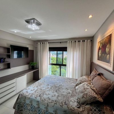 Apartamentos com 116m², 3 quartos, 3 suítes, 2 garagens, no bairro Kobrasol em São José