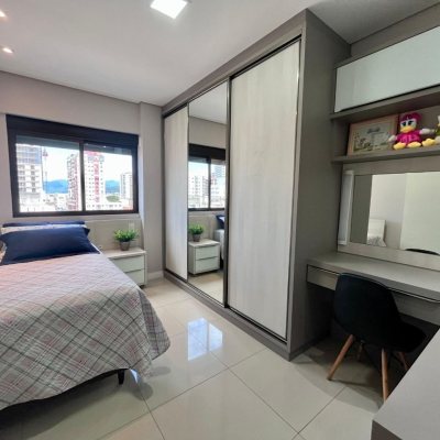 Apartamentos com 116m², 3 quartos, 3 suítes, 2 garagens, no bairro Kobrasol em São José