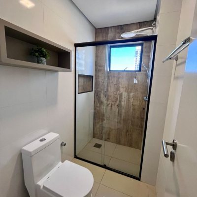 Apartamentos com 116m², 3 quartos, 3 suítes, 2 garagens, no bairro Kobrasol em São José