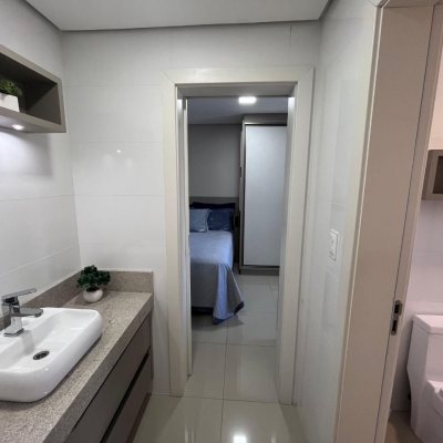 Apartamentos com 116m², 3 quartos, 3 suítes, 2 garagens, no bairro Kobrasol em São José