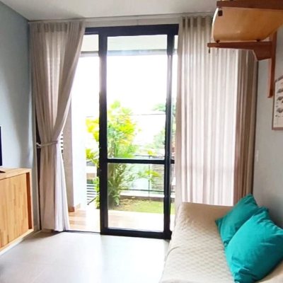 Apartamentos com 103m², 2 quartos (sendo 1 suíte), 2 garagens, no bairro Lagoa Da Conceição em Florianópolis