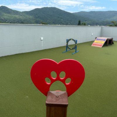 Loft com 57m², 1 quarto (sendo 1 suíte), 1 garagem, no bairro Lagoa da Conceição em Florianópolis