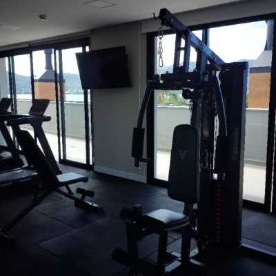 Loft com 57m², 1 quarto (sendo 1 suíte), 1 garagem, no bairro Lagoa da Conceição em Florianópolis