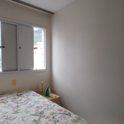 Apartamentos com 86m², 3 quartos, 1 suíte, 1 garagem, no bairro Trindade em Florianópolis
