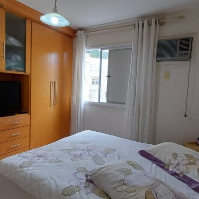 Apartamentos com 86m², 3 quartos, 1 suíte, 1 garagem, no bairro Trindade em Florianópolis