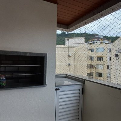 Apartamentos com 86m², 3 quartos, 1 suíte, 1 garagem, no bairro Trindade em Florianópolis
