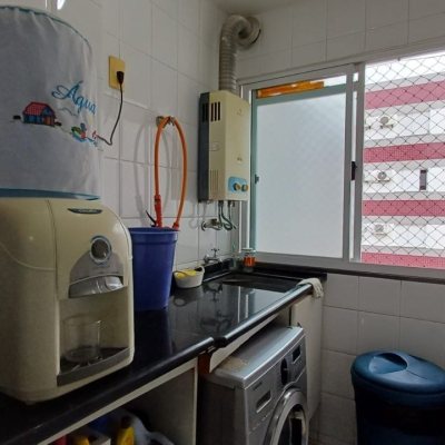 Apartamentos com 86m², 3 quartos, 1 suíte, 1 garagem, no bairro Trindade em Florianópolis