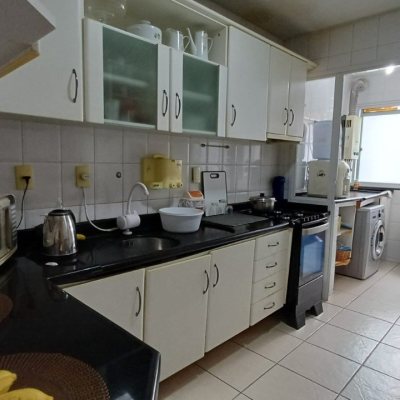 Apartamentos com 86m², 3 quartos, 1 suíte, 1 garagem, no bairro Trindade em Florianópolis