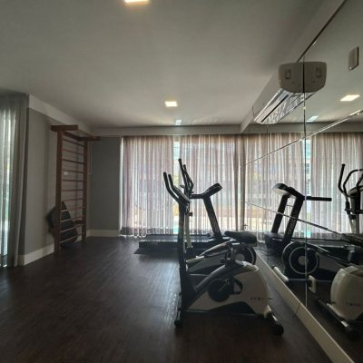 Cobertura com 289m², 3 quartos, 3 suítes, 4 garagens, no bairro Estreito em Florianópolis