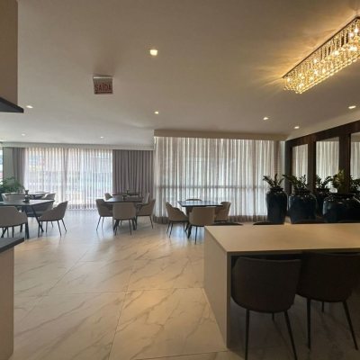 Cobertura com 289m², 3 quartos, 3 suítes, 4 garagens, no bairro Estreito em Florianópolis
