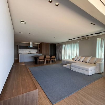 Cobertura com 289m², 3 quartos, 3 suítes, 4 garagens, no bairro Estreito em Florianópolis