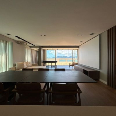 Cobertura com 289m², 3 quartos, 3 suítes, 4 garagens, no bairro Estreito em Florianópolis