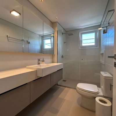 Cobertura com 289m², 3 quartos, 3 suítes, 4 garagens, no bairro Estreito em Florianópolis