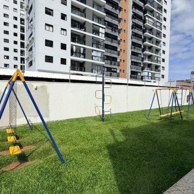 Apartamentos com 63m², 2 quartos (sendo 1 suíte), 1 garagem, no bairro Areias em São José