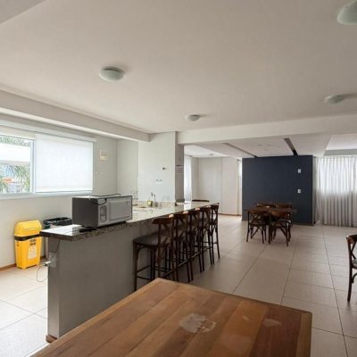 Apartamentos com 63m², 2 quartos (sendo 1 suíte), 1 garagem, no bairro Areias em São José