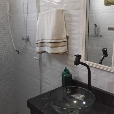 Casa Residencial com 83m², 2 quartos, 3 garagens, no bairro São João Do Rio Vermelho em Florianópolis