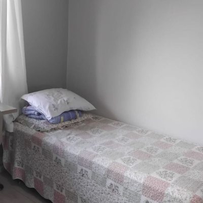Casa Residencial com 83m², 2 quartos, 3 garagens, no bairro São João Do Rio Vermelho em Florianópolis