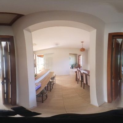 Casa Residencial com 83m², 2 quartos, 3 garagens, no bairro São João Do Rio Vermelho em Florianópolis