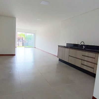 Casa Residencial com 123m², 3 quartos, 1 suíte, 1 garagem, no bairro Campeche em Florianópolis