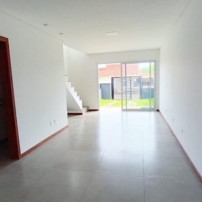 Casa Residencial com 123m², 3 quartos, 1 suíte, 1 garagem, no bairro Campeche em Florianópolis