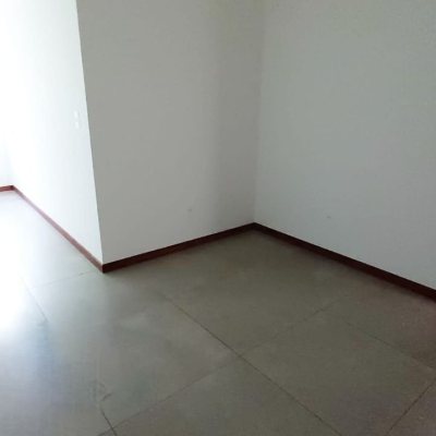 Casa Residencial com 123m², 3 quartos, 1 suíte, 1 garagem, no bairro Campeche em Florianópolis